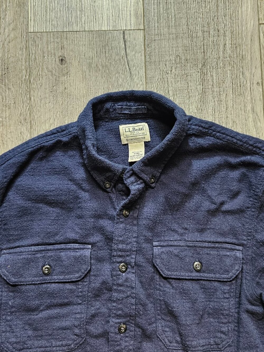 LL Bean Flannel Shirt Mens Medium Regular Solid Navy Blue Button Down 520397 - Picture 3 of 9